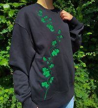 Load image into Gallery viewer, Climbing Ivy Jumper
