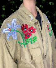 Load image into Gallery viewer, Memento Mori Blossom Jacket

